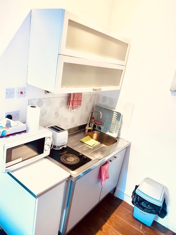 One Bed Studio Flat In Central Londen