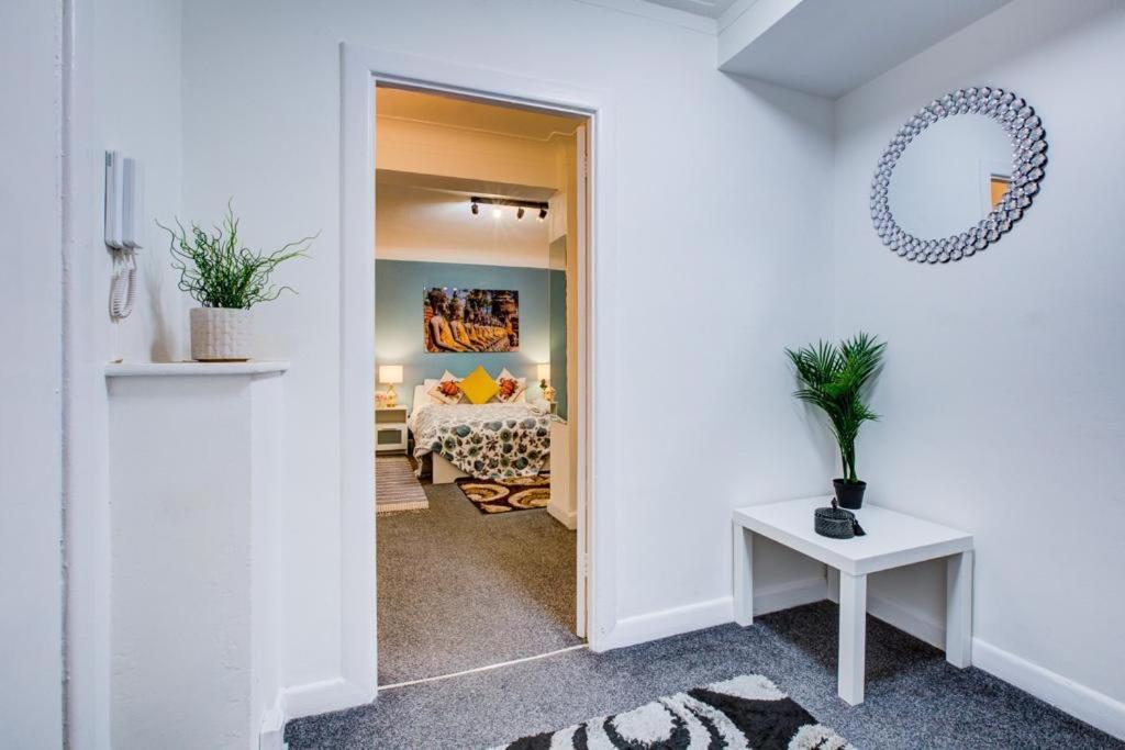 Appartement Norfolk 2 Bedroom Flat Edgware Road Londen
