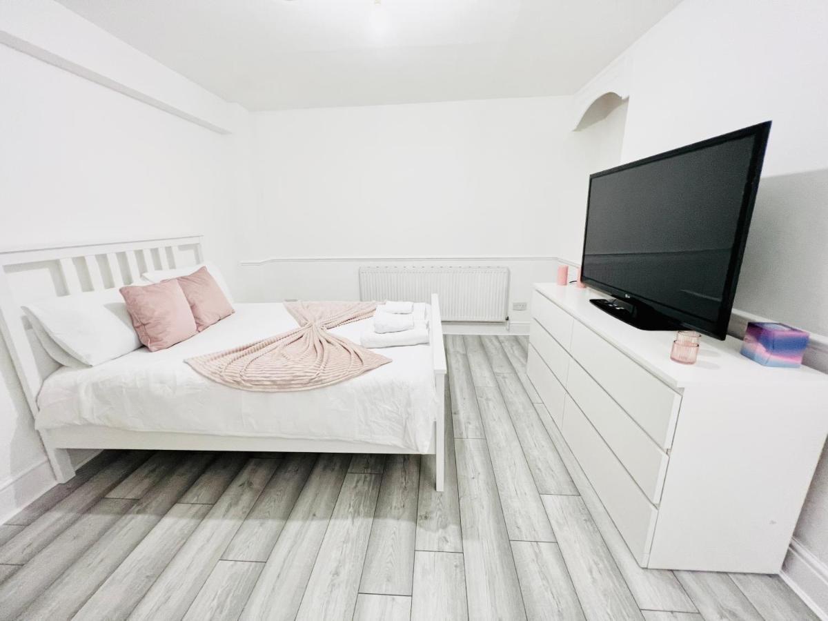 Appartement Private House Shepherd's Bush W3 Londen