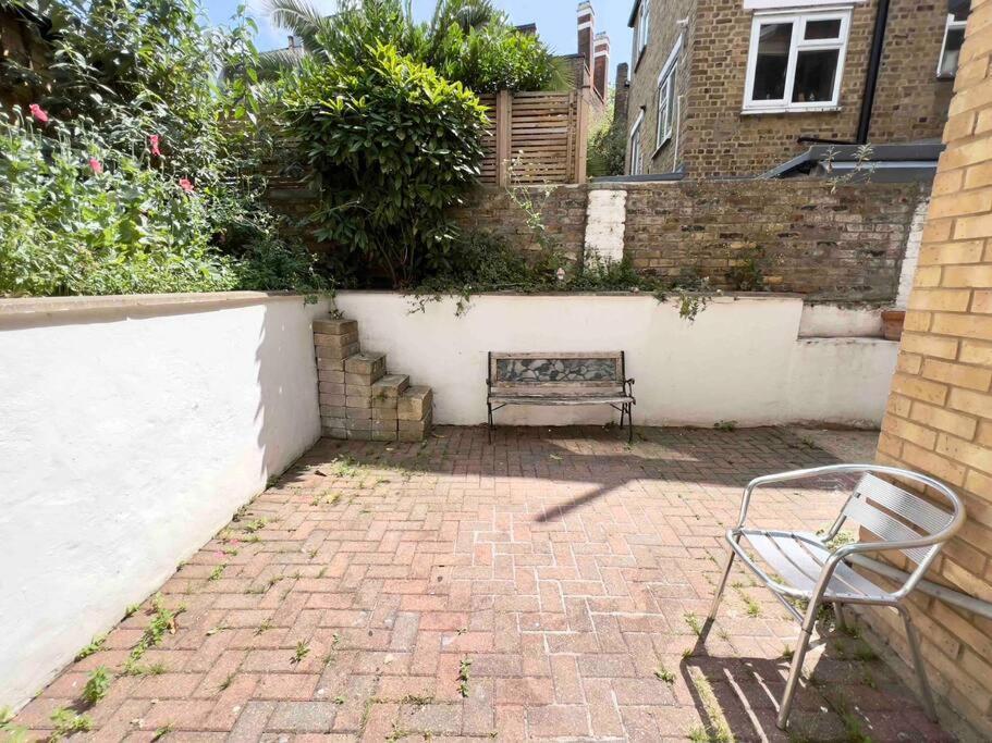 Private House Shepherd's Bush W3 Appartement