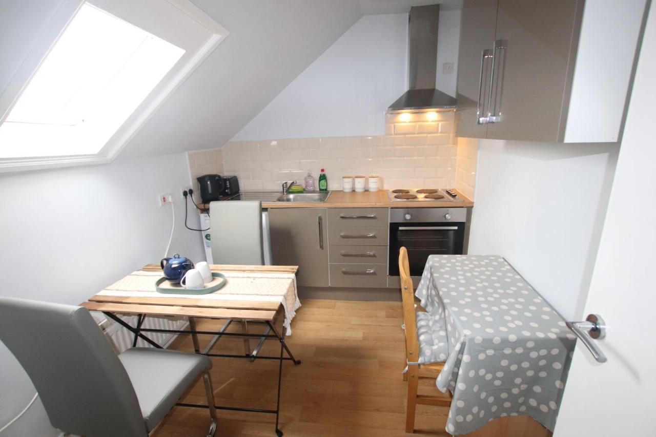 Nice Holiday Studio 15 Mins From Central *