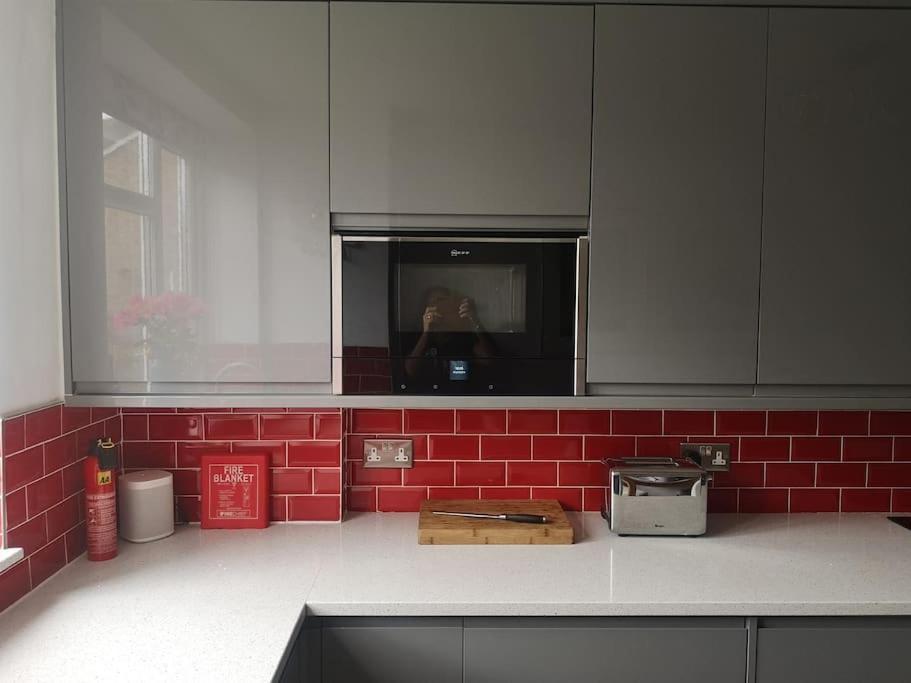 Heart Of Stoke Newington Apartment London