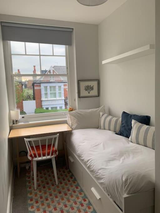 Appartement Beautiful Flat In Fulham! Londen