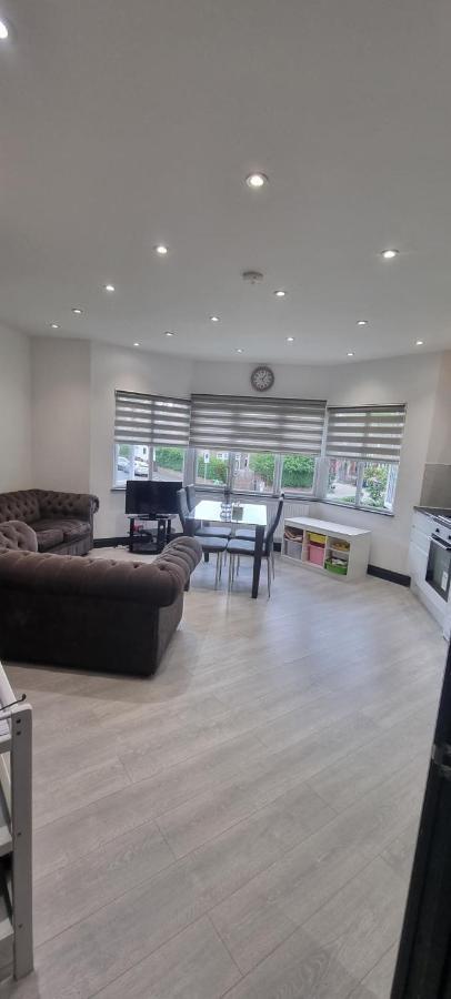 Leilighet Modern 2 Bdr London