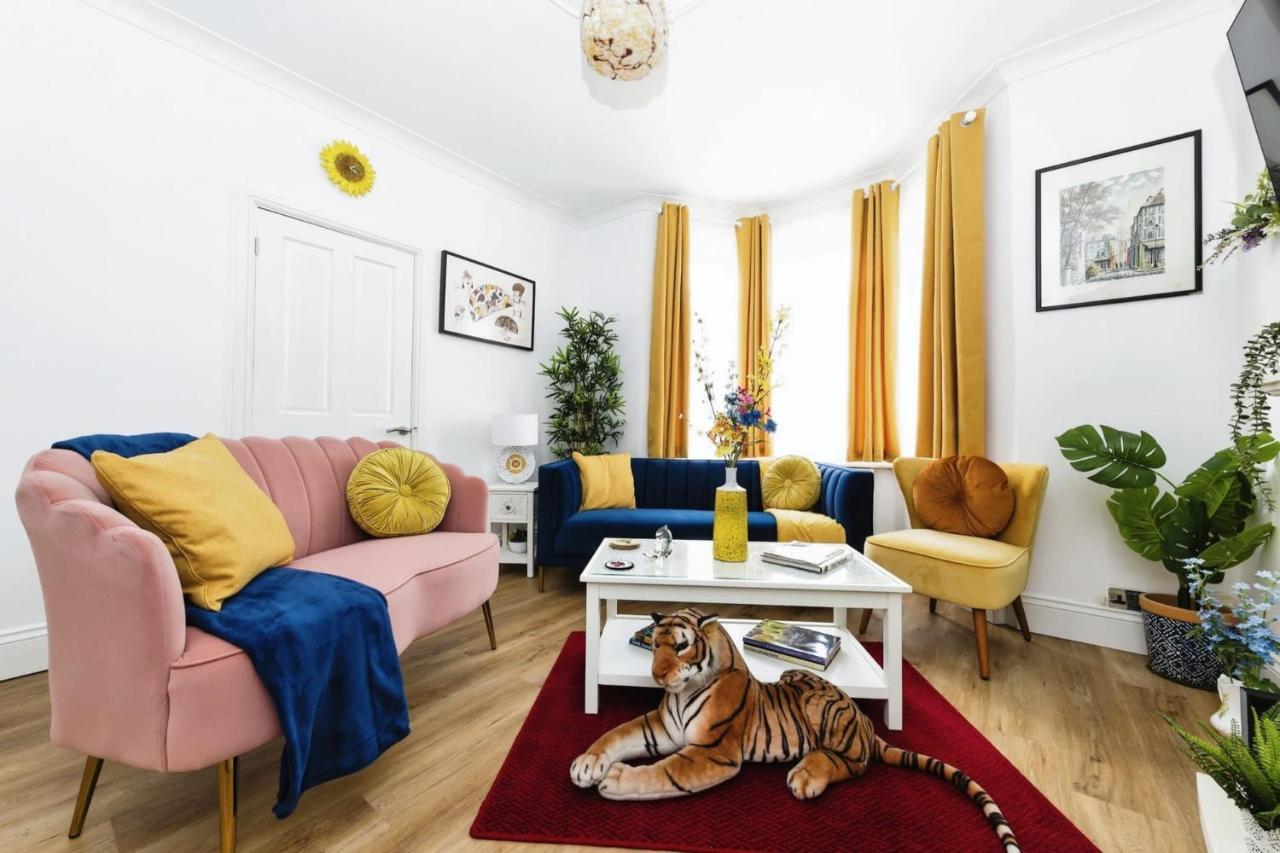 Vakantiehuis Your Chic 3br Comfort And Style In
