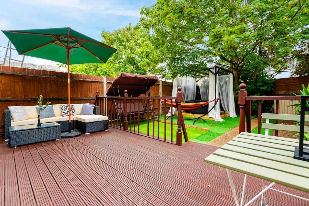 3bed 2bath With Garden Sauna & Hot Tub Vakantiehuis *