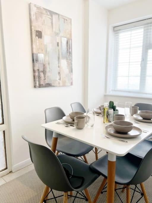 Beautiful Mews, Sleeps 4