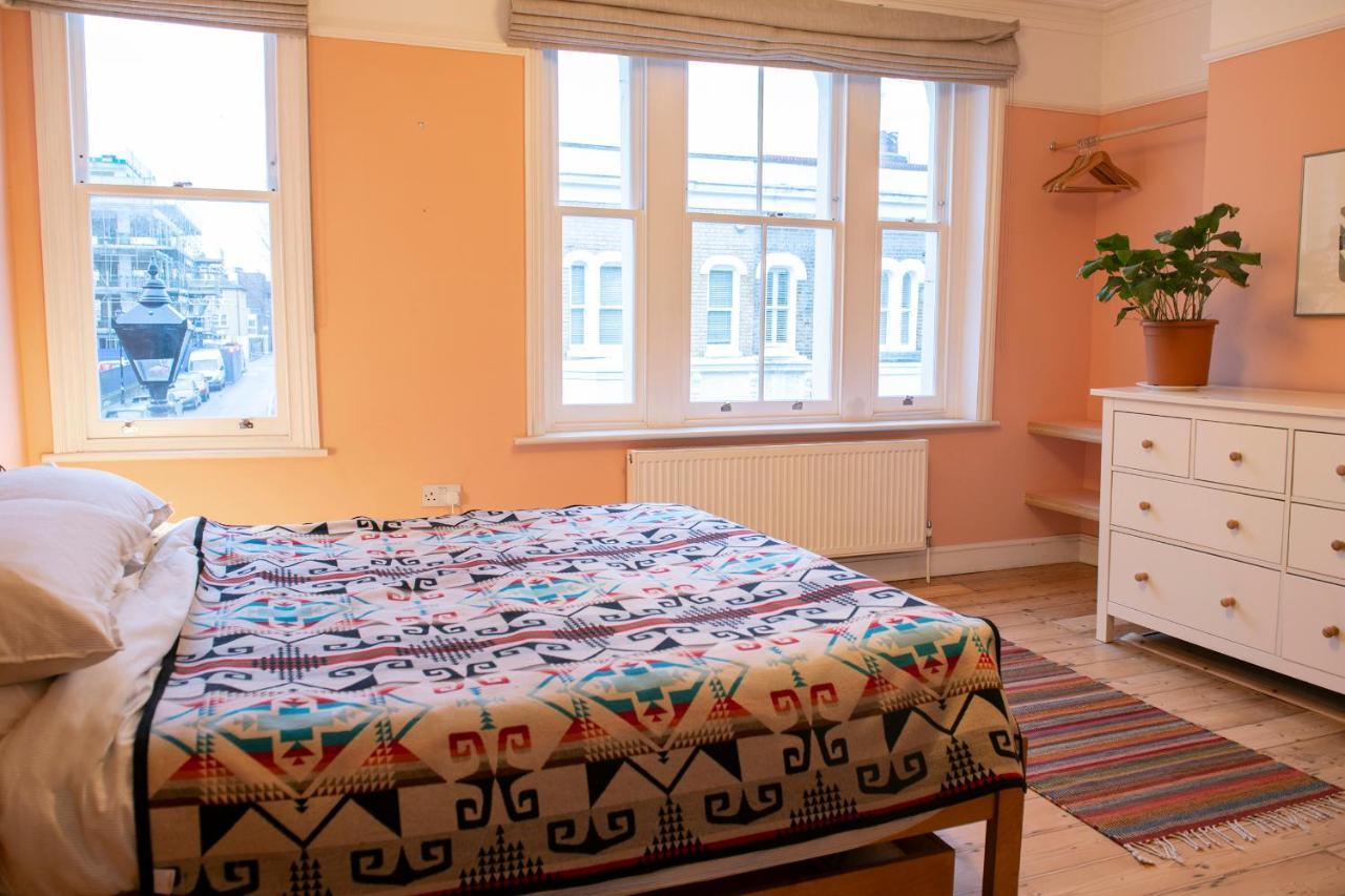 Stunning 3-bedroom Townhouse In Superb Location Holiday home