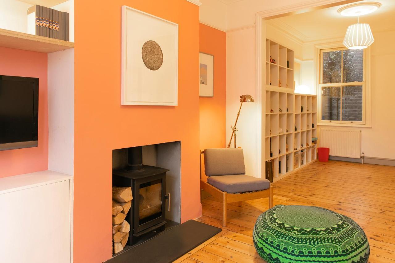 Stunning 3-bedroom Townhouse In Superb Location Holiday home