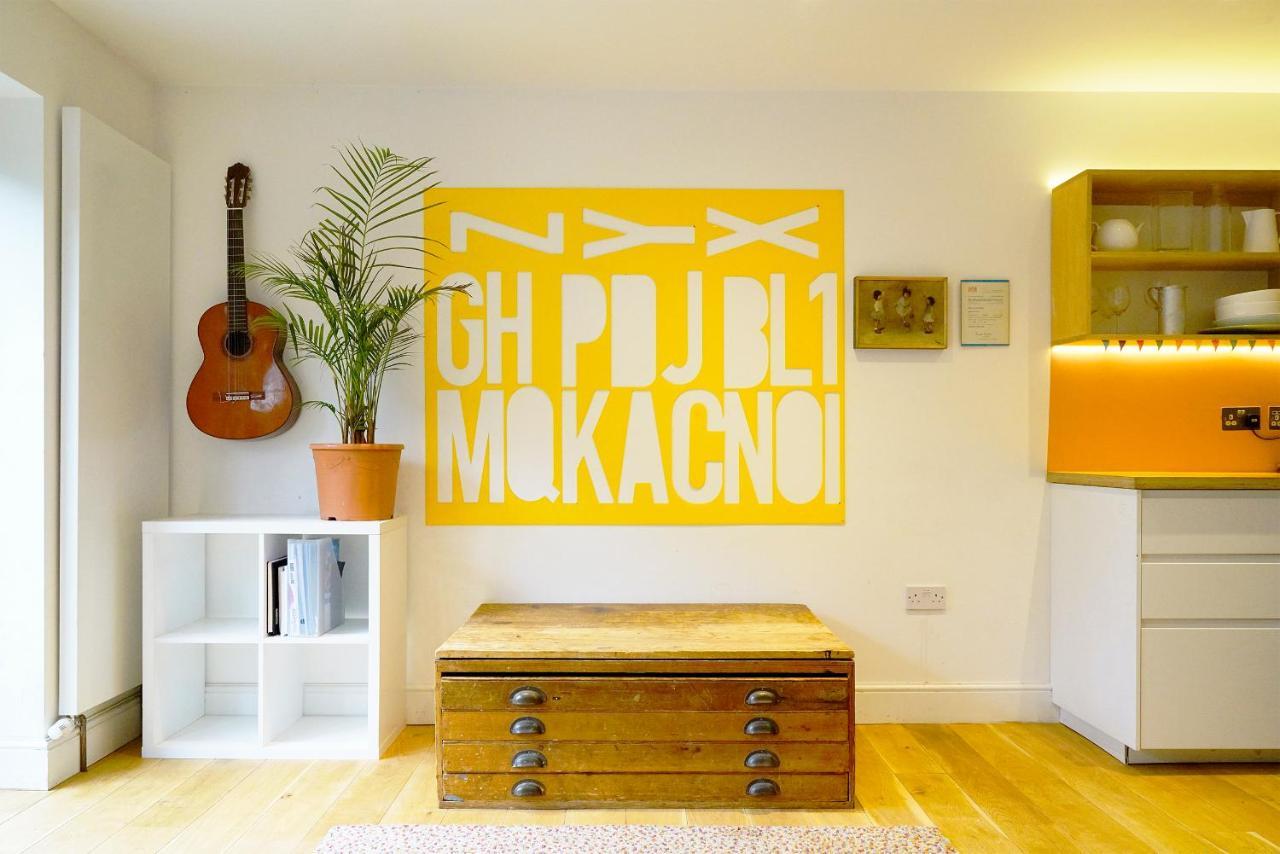 Stunning 3-bedroom Townhouse In Superb Location Holiday home