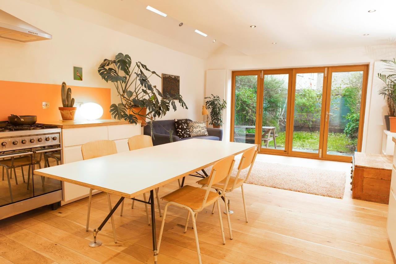 Holiday home Stunning 3-bedroom Townhouse In Superb Location London