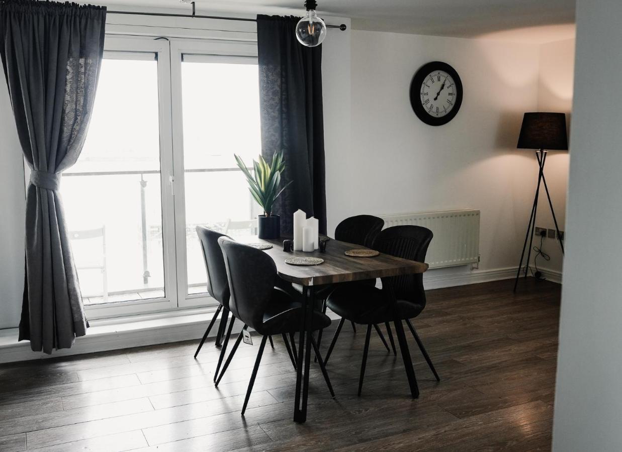 2 Bed River View Greenwich * London