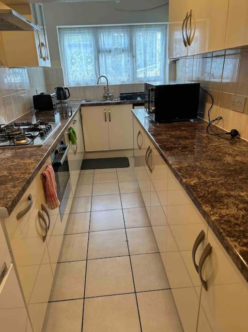 Leilighet Gorgeous 5 Bedroom House London