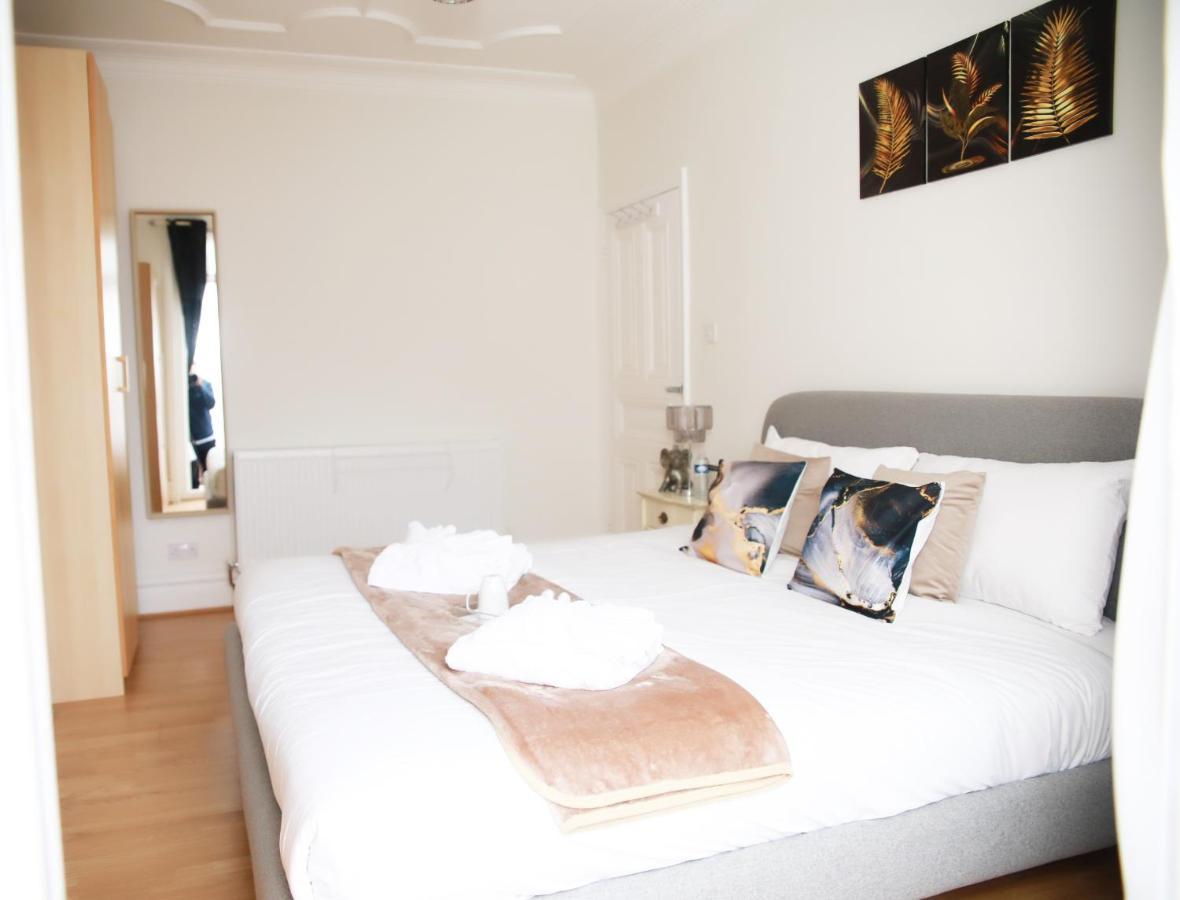 Wembley Luxury * London