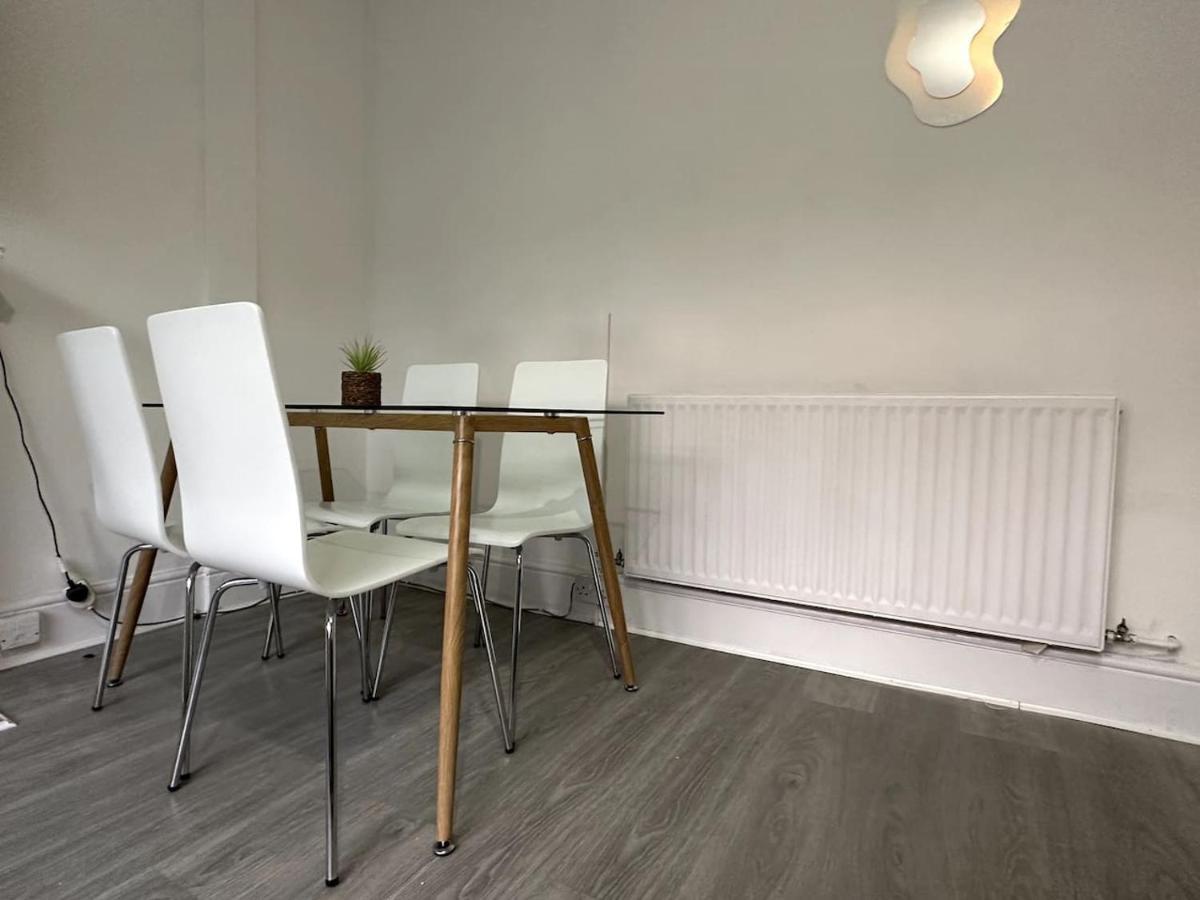 Leilighet Wonderful 2 Bedroom On Tower Bridge London