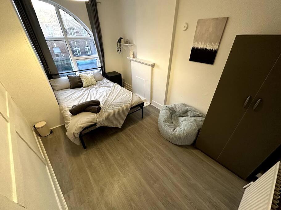 Apartment Spectacular 2 Bedroom On Tower Bridge