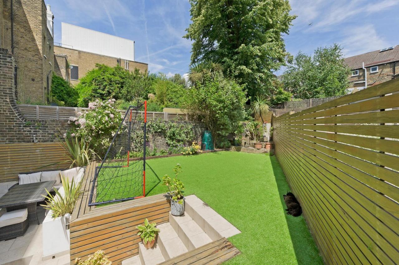 Apartment Beautiful Battersea By Clapham Junction By Underthedoormat London