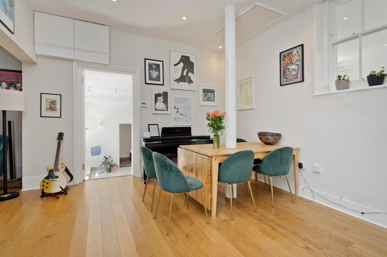 Beautiful Battersea By Clapham Junction By Underthedoormat * London