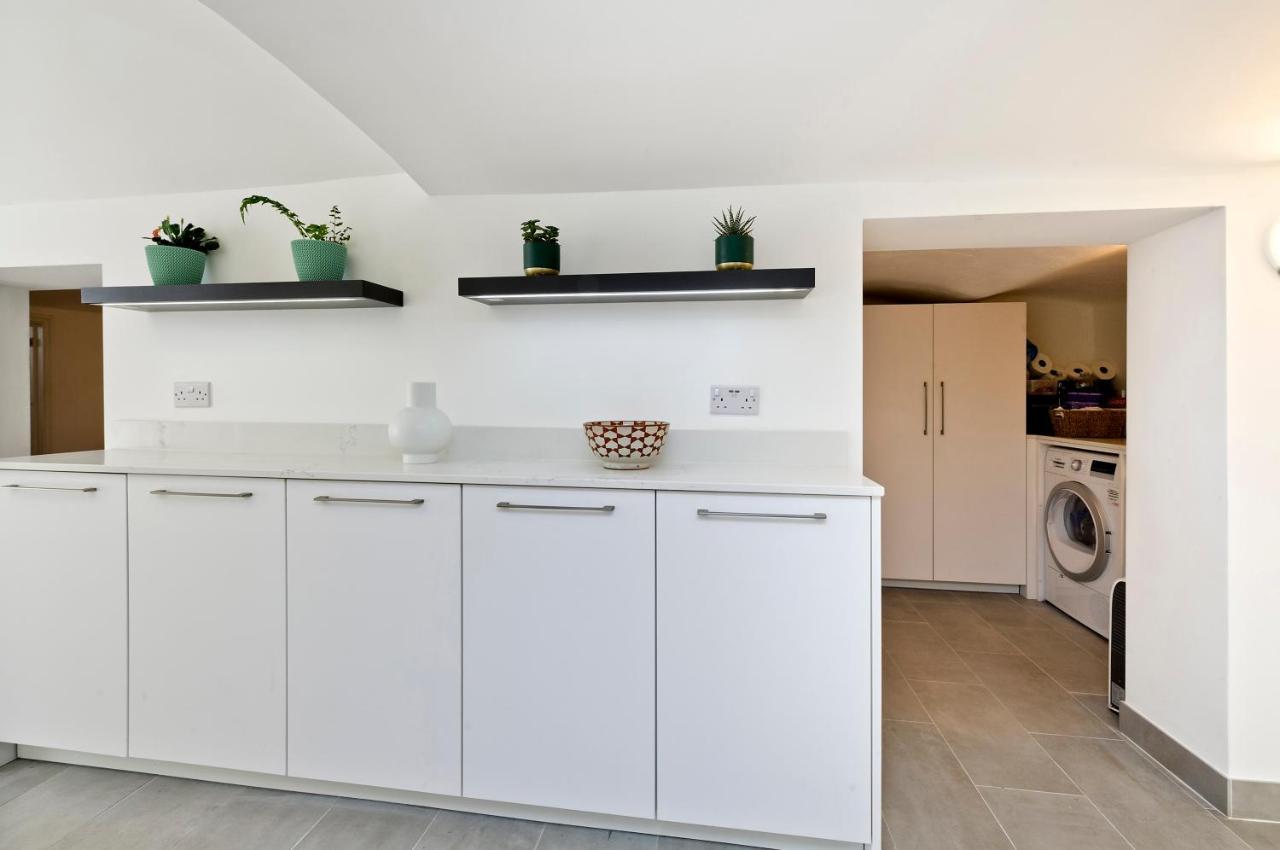 Beautiful Battersea By Clapham Junction By Underthedoormat Apartment London