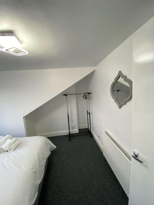 Apartamento 2 Bedroom Flat In