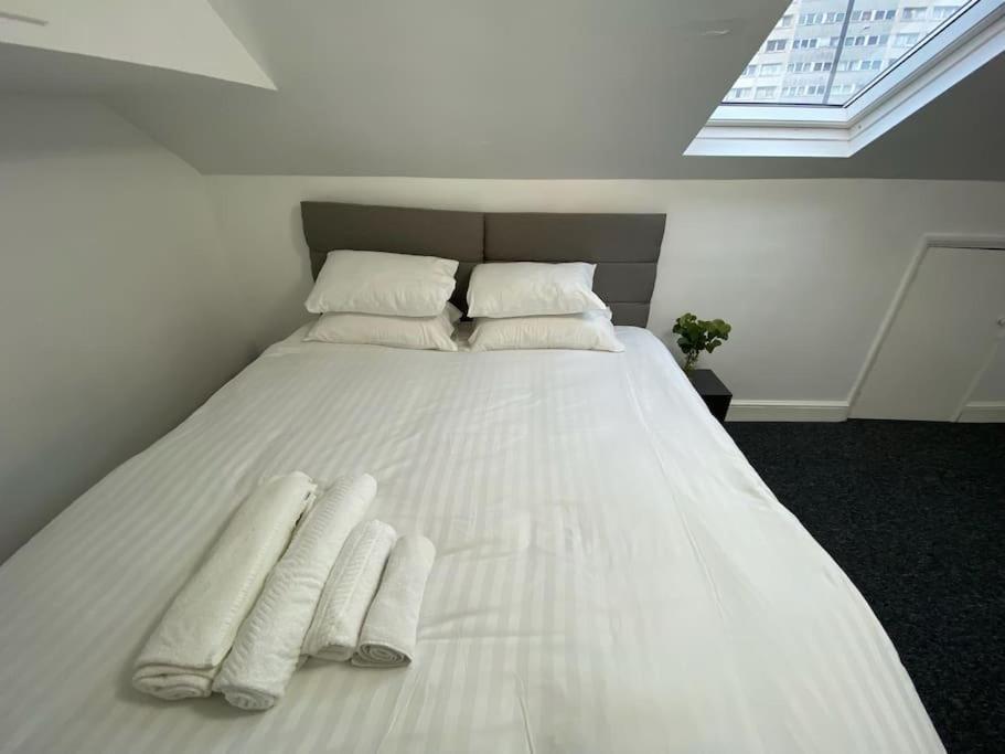 2 Bedroom Flat In Apartamento Londres