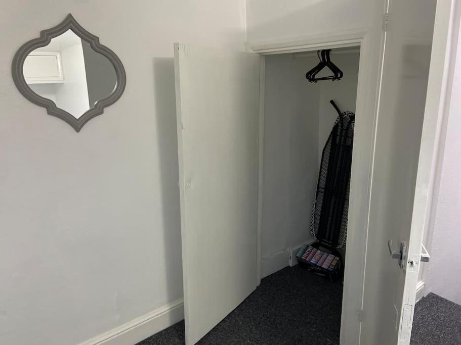 Apartamento 2 Bedroom Flat In *