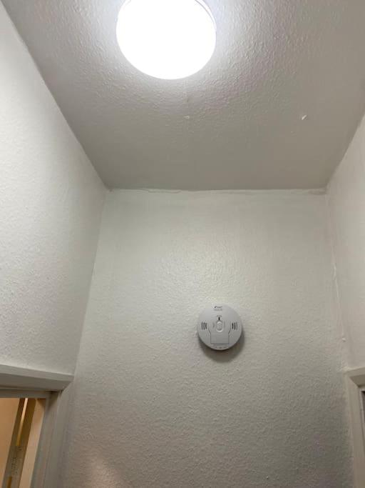 2 Bedroom Flat In Apartamento