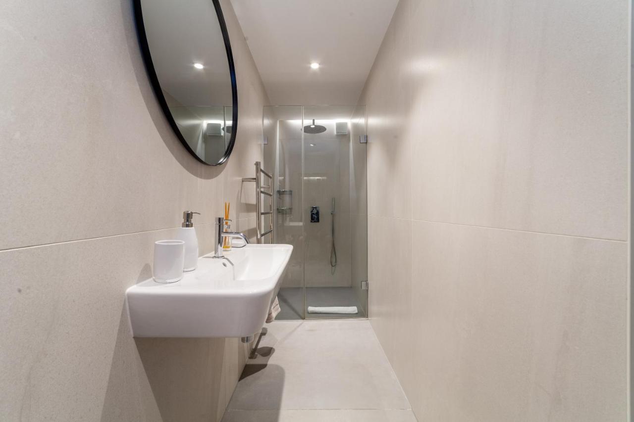 Stunning Modern 2br Flat Wgarden Near Harrods Apartment *