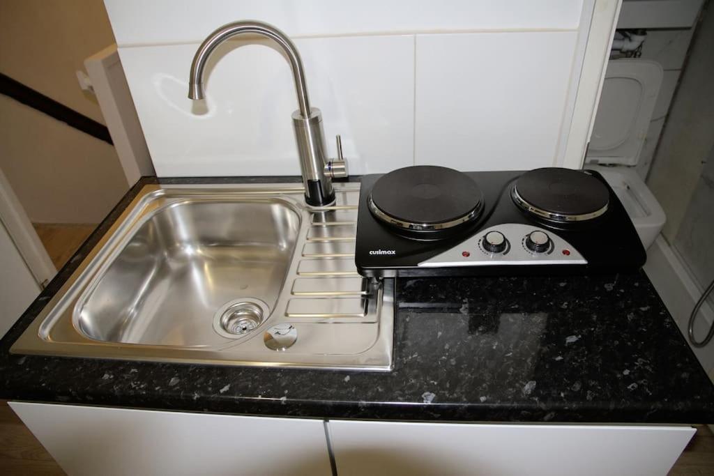 Ensuite With Kitchen Stunning Double-bed In Zone 2 * Londres