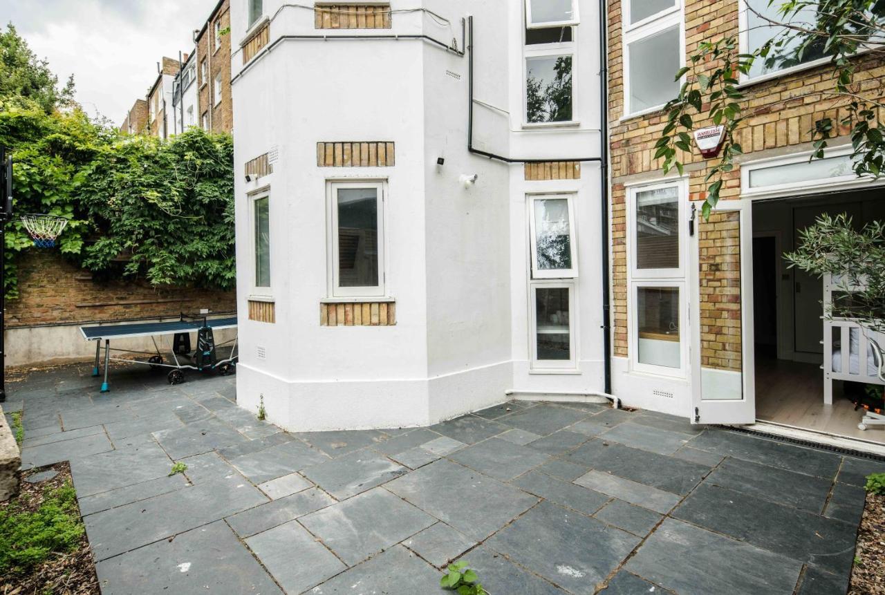 Stylish 2 Bedroom 2 Bathroom In Notting Hill Apartment *