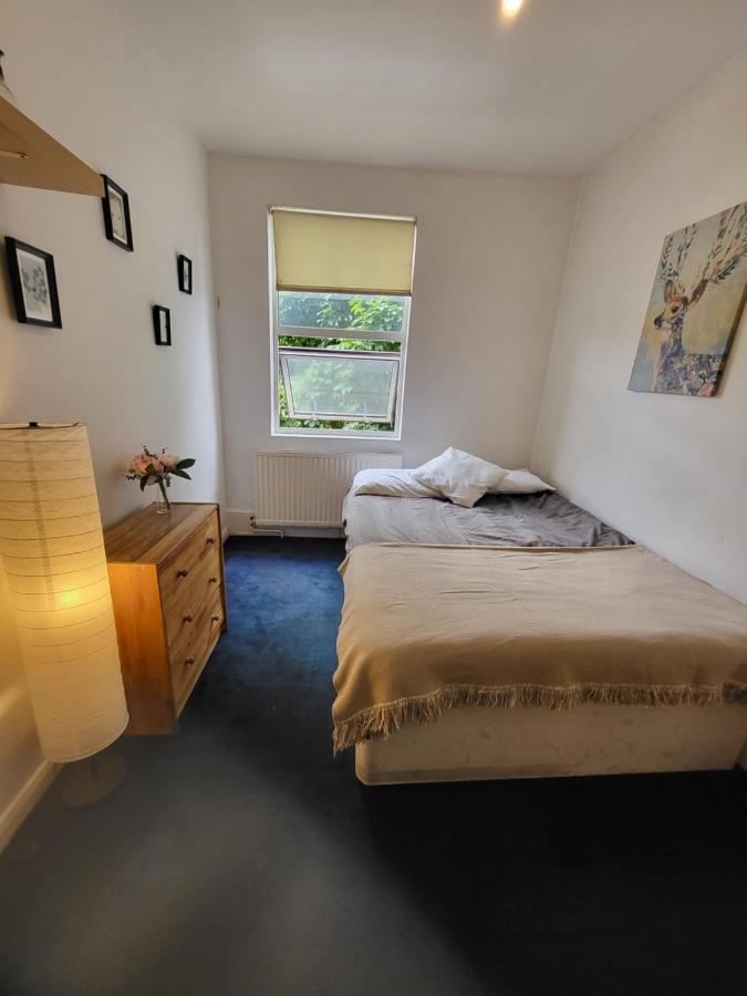 Quiet Near Arsenal Stadium Islington Zone 2 Cental Habitación en casa particular *