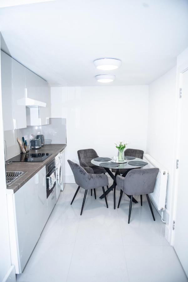 1b Apartment, 30 Mins To Oxford Street Apartment *