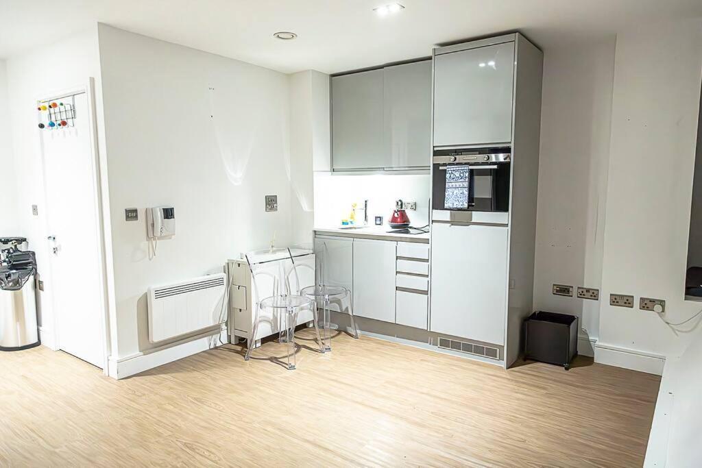 Charming Studio In Wandsworth, Appartement