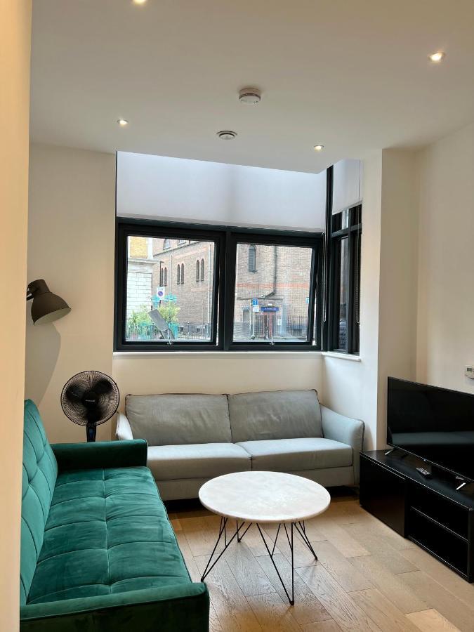 Luxury Modern 1 Bed * London