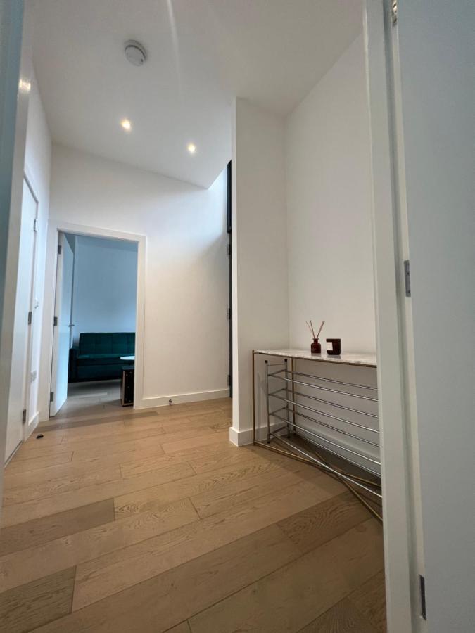 Apartment Luxury Modern 1 Bed London