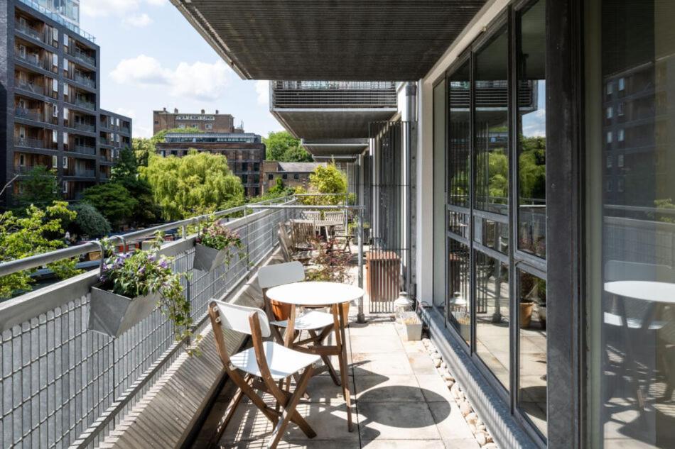 Apartment Altido Modern Flat With Canal Views *