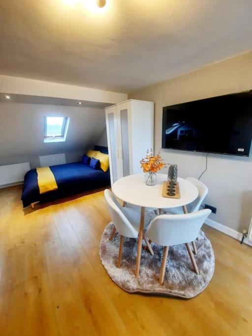 Leilighet Alross Flat / Private Bathroom London