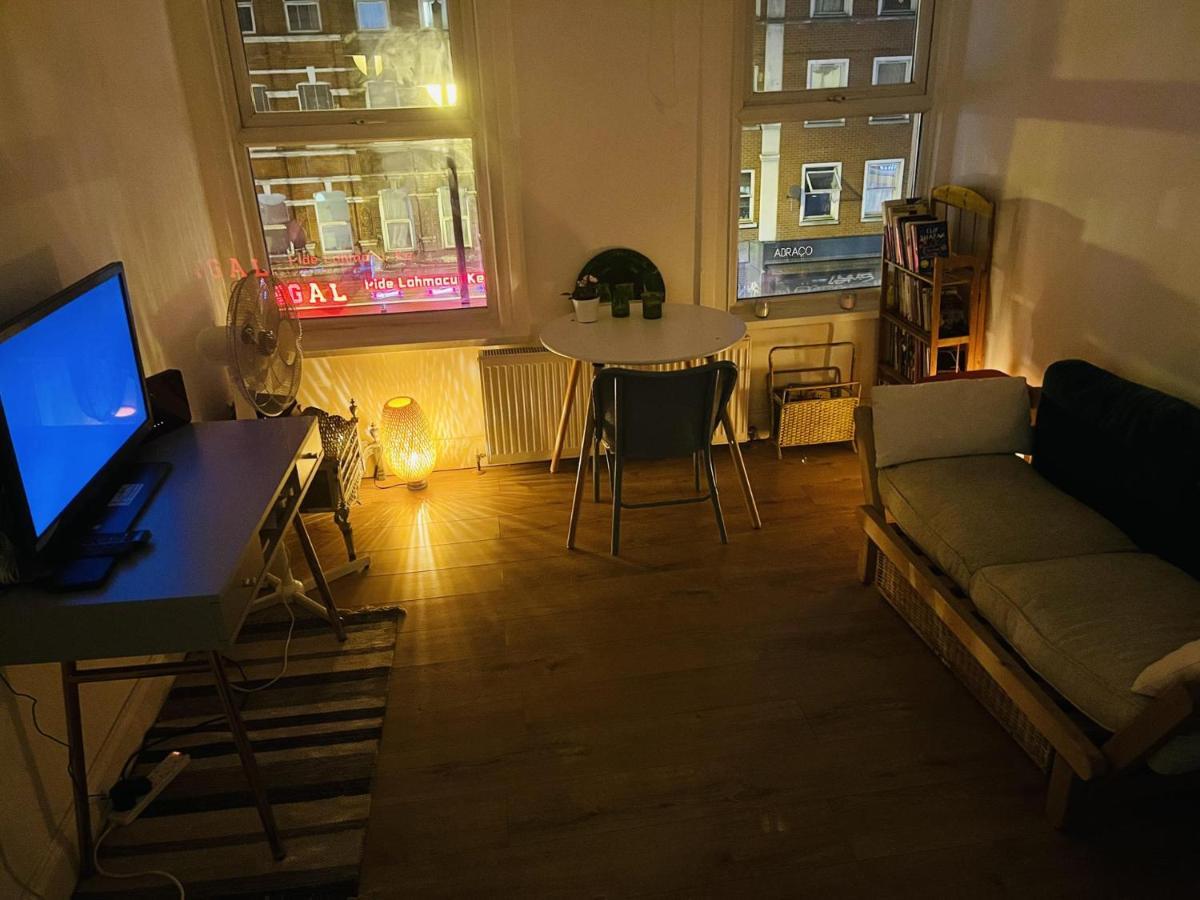 Apartment Very Lovely And 1-bed In *
