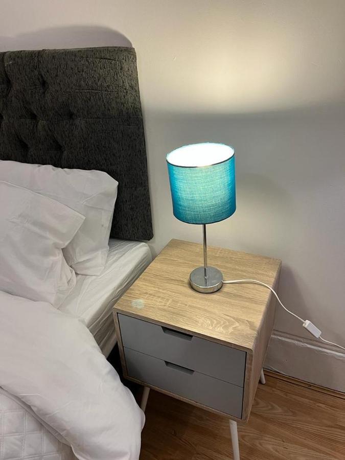 Appartement Studio Flat Londen