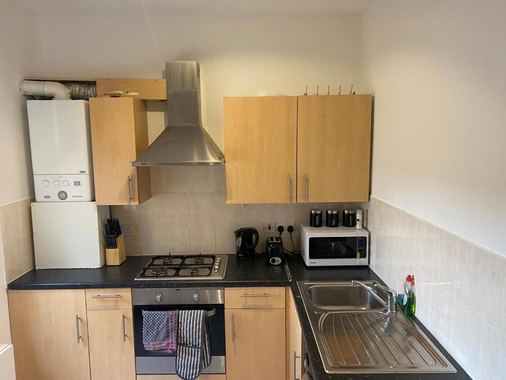 Leilighet Flat 8 Brixton Hill, 1 Bed, 1 Bath London