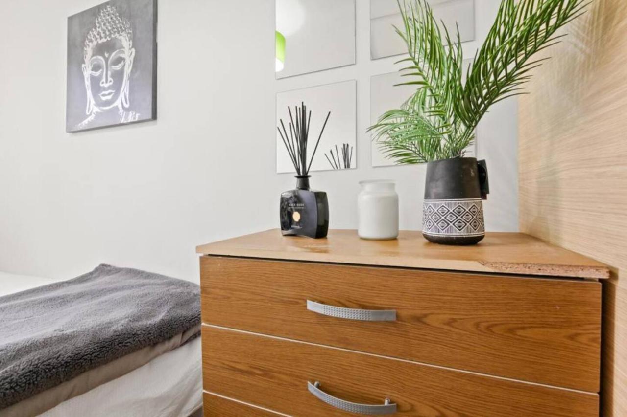 Warwick Avenue Hububb Apartamento
