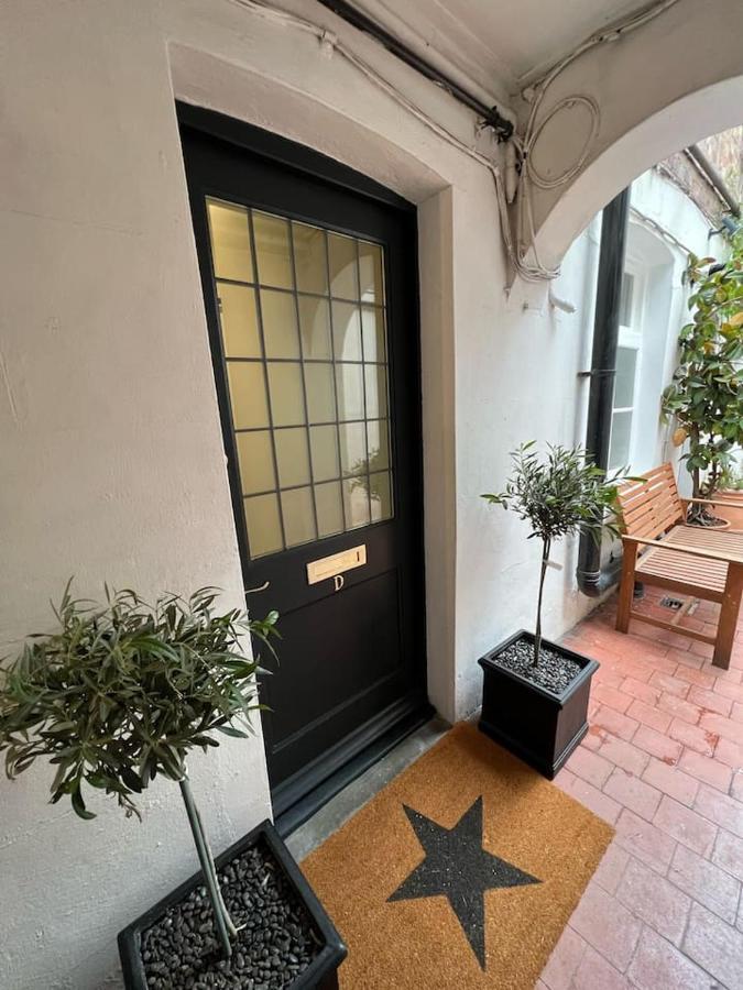 Apartment Luxury Charm London