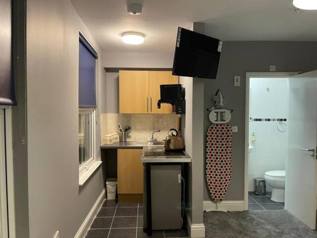 Small Double Close To King's Cross & Camden * London