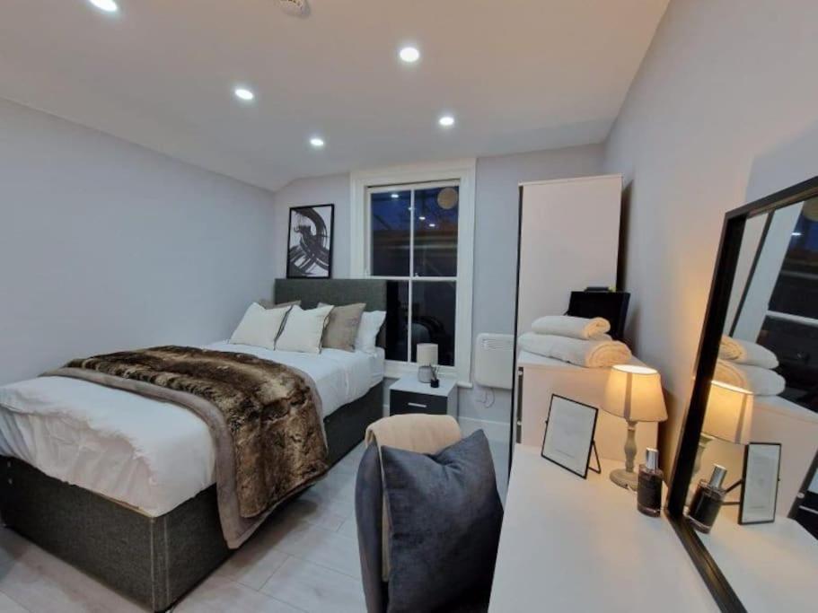 Hackney Spacious En-suite *