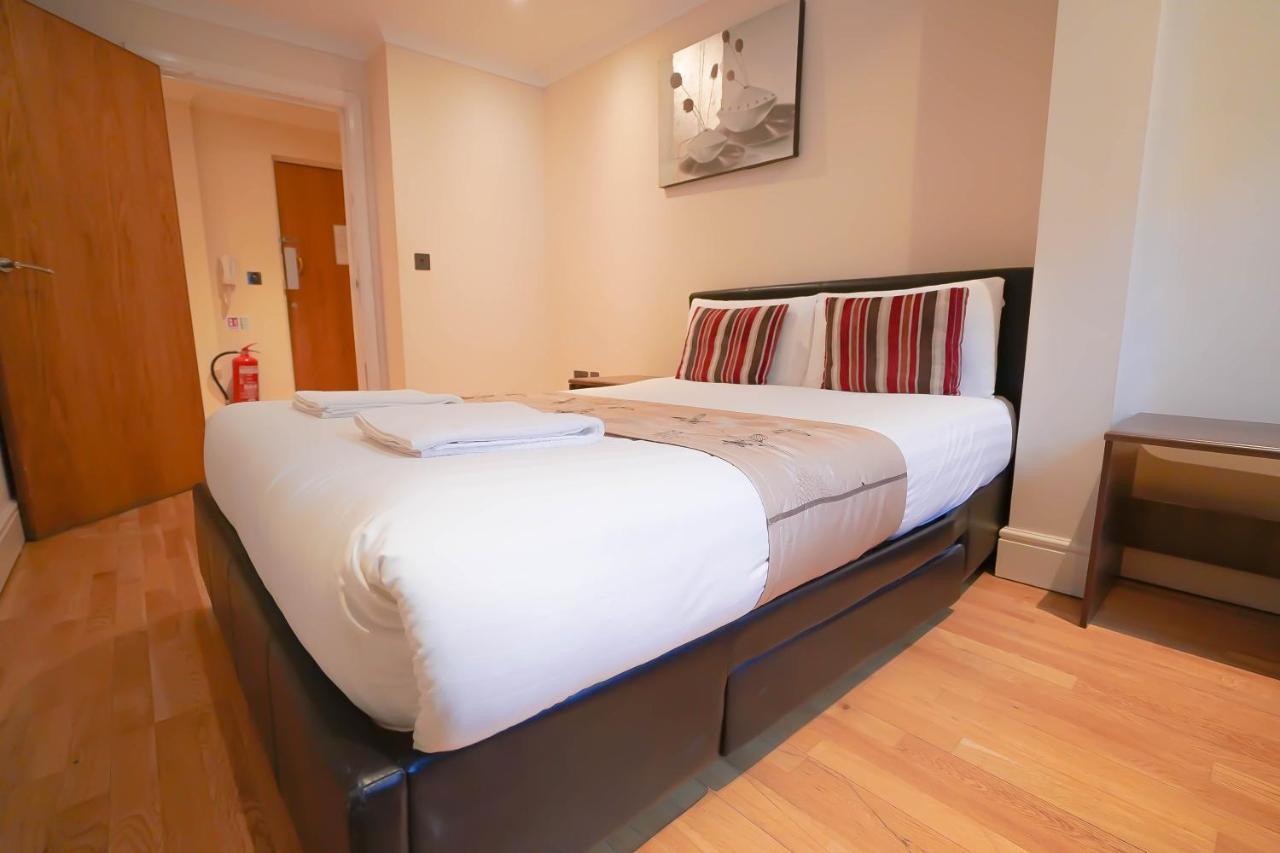 Cosy 2-bed 2 Bathroom In