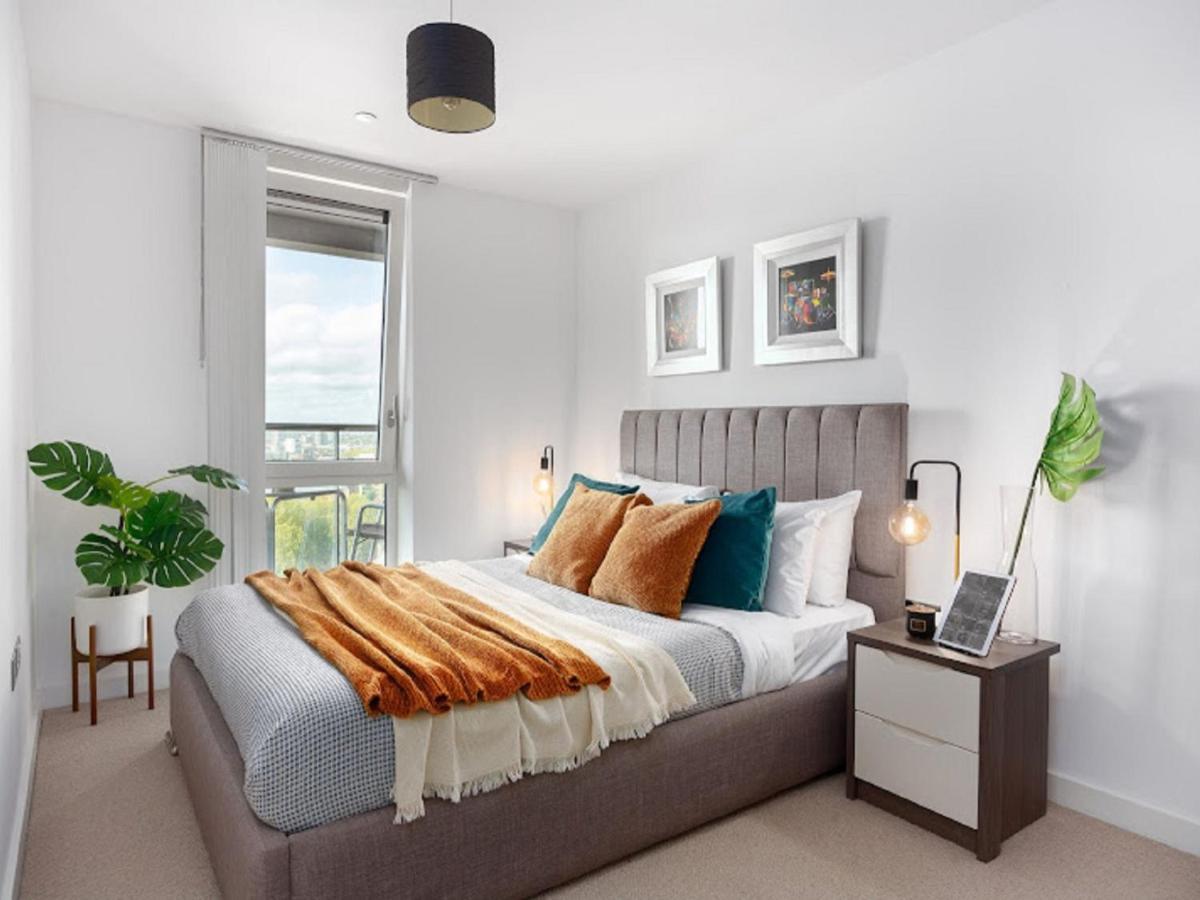 Apartment Avant-garde- Shoreditch By Interhome London