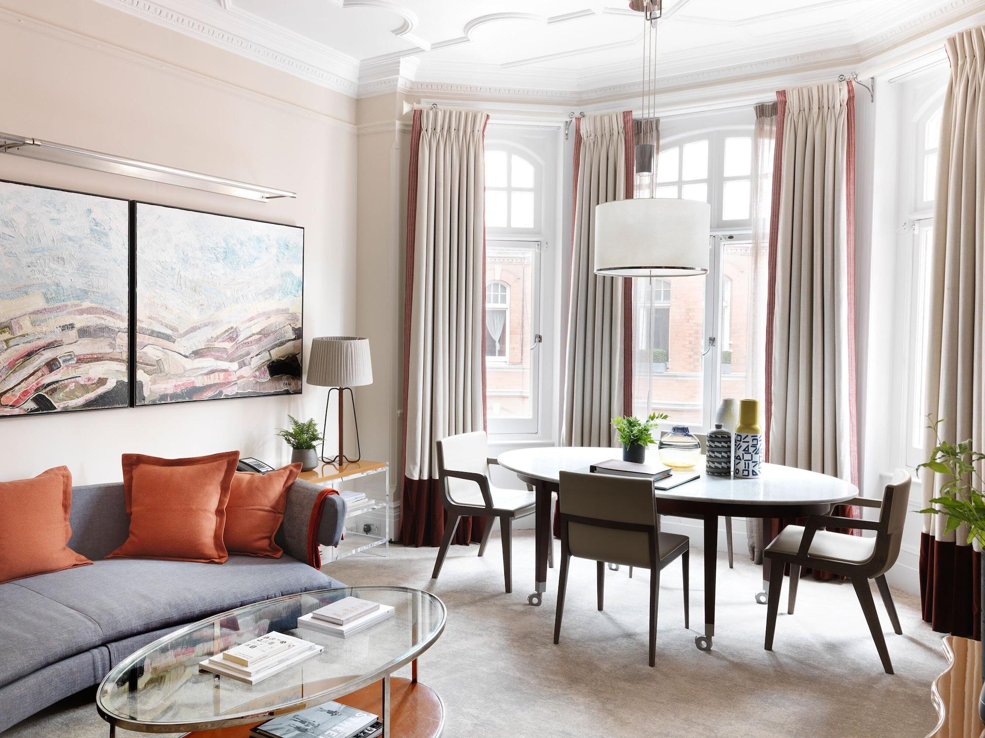 Hotel The Athenaeum & Residences 5*