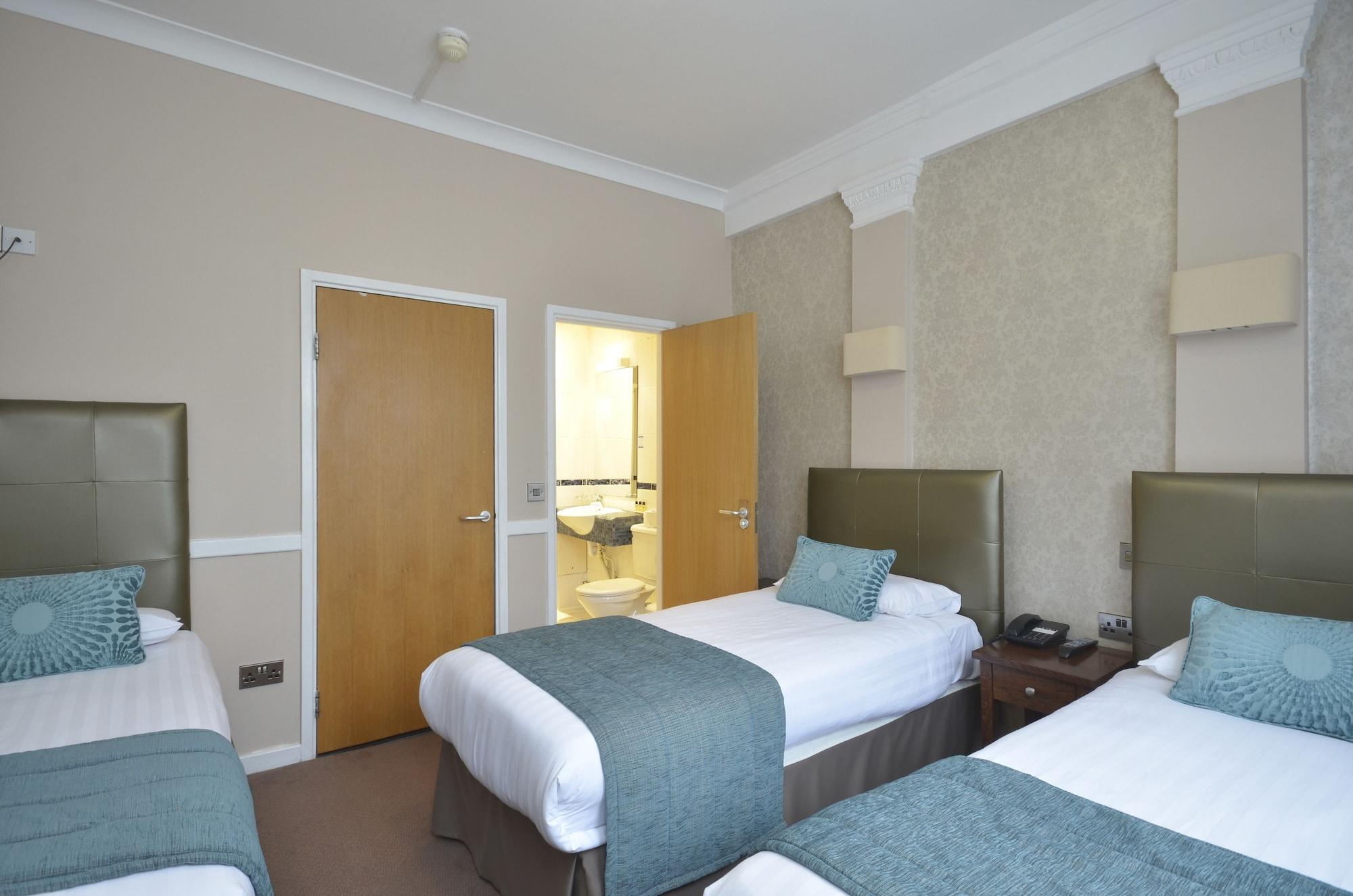 Princes Square Hotel