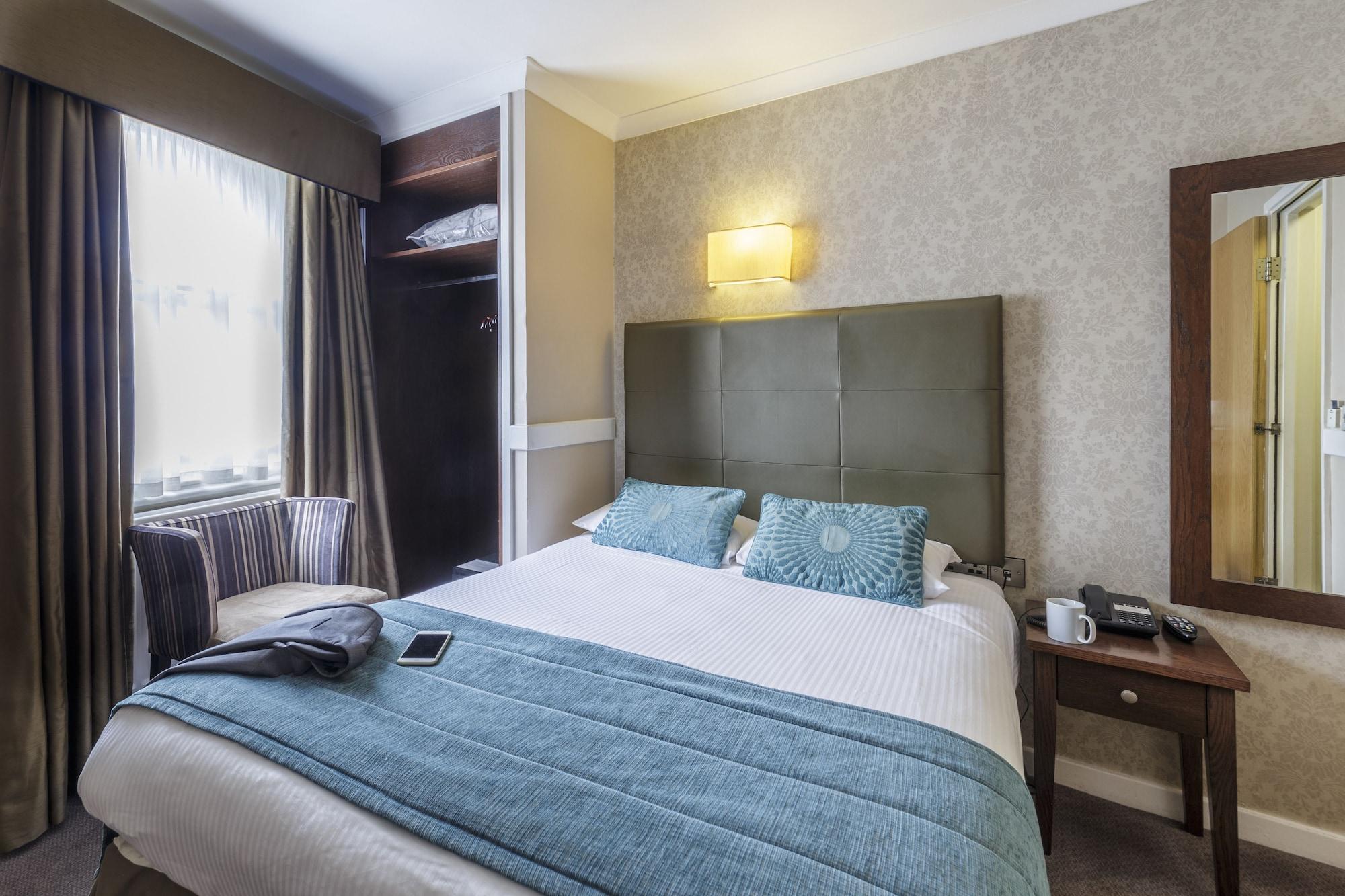 Princes Square 4* Londen
