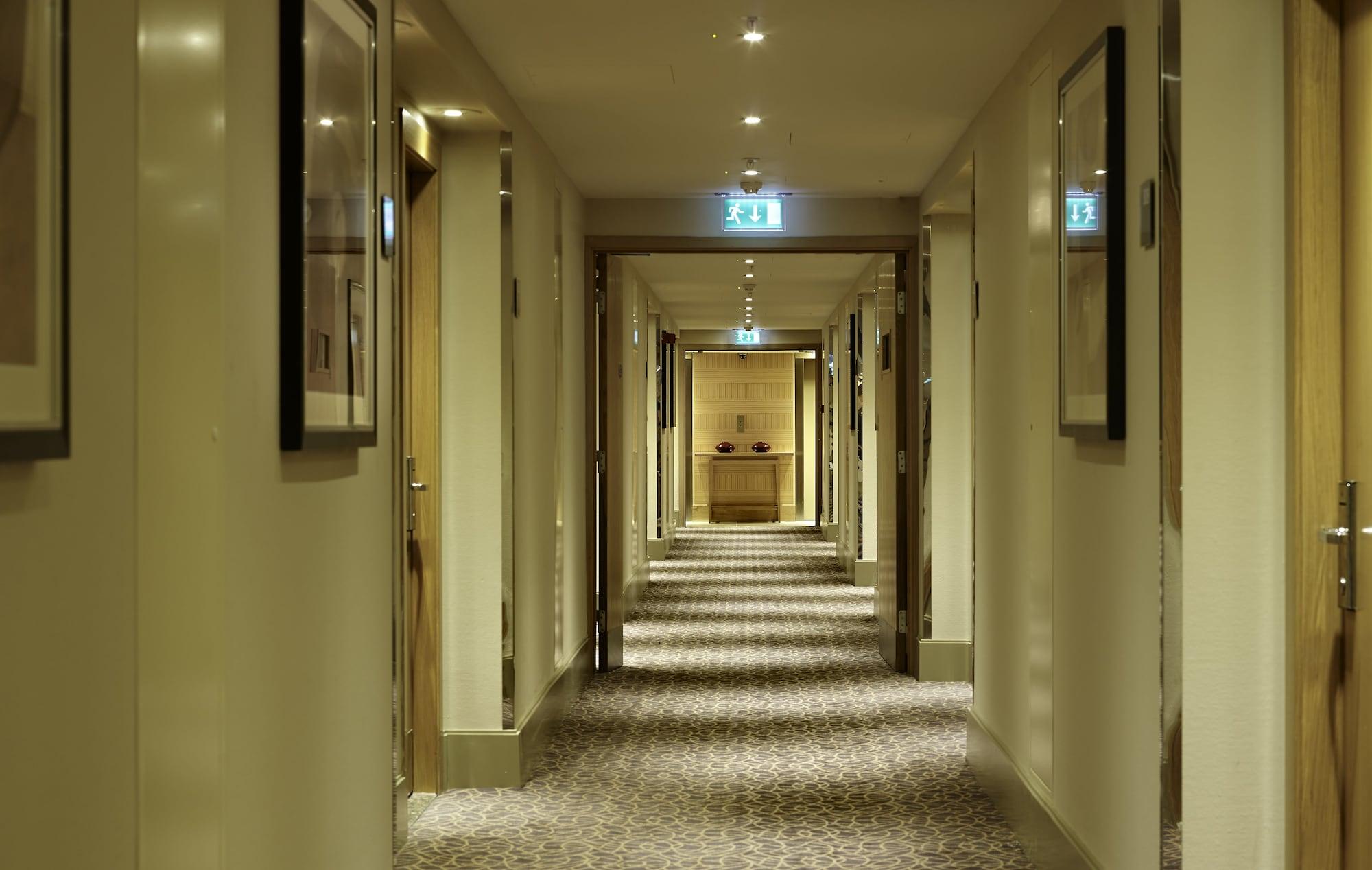Doubletree By Hilton Victoria Hotel